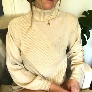 Vintage turtleneck